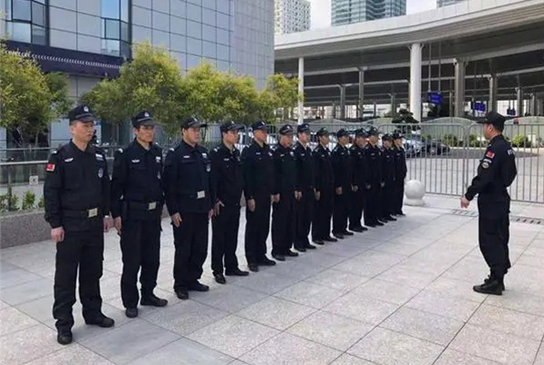 房地產(chǎn)保安公司如何平衡隱私保護(hù)與服務(wù)響應(yīng)？